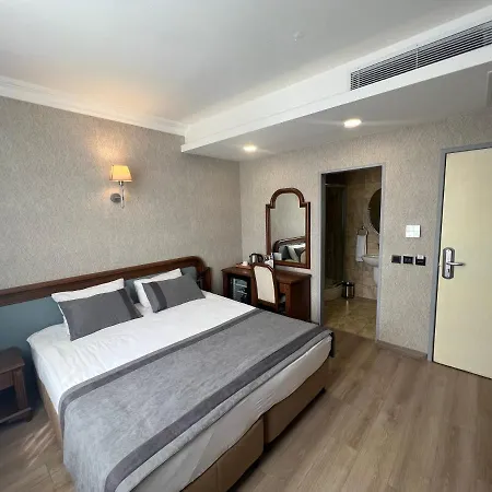 Ξενοδοχείο Fuar 3*