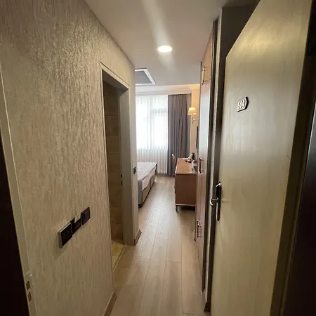 Fuar Hotel 3*