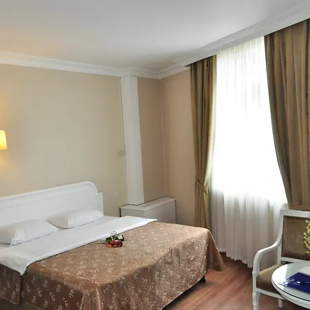Ξενοδοχείο Fuar 3*
