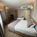 Fuar Hotel 3*