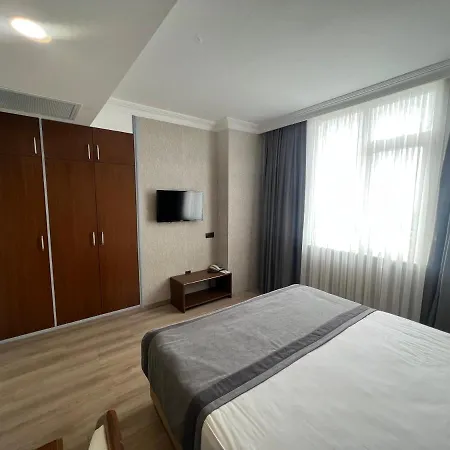 Ξενοδοχείο Fuar 3*