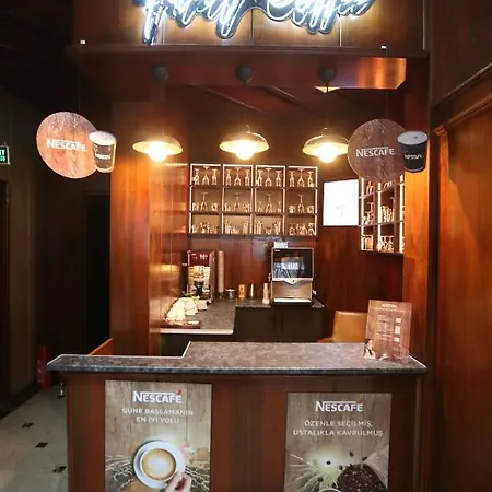 Fuar Ξενοδοχείο