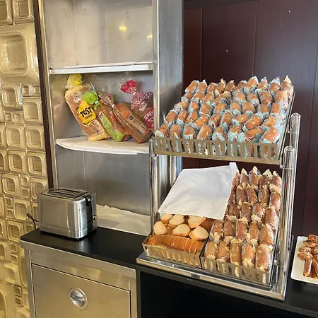 Fuar Ξενοδοχείο 3*