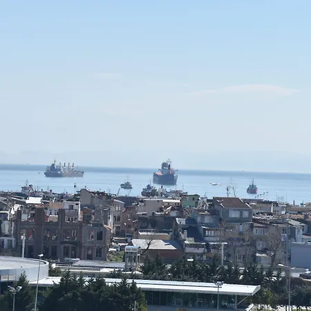 Fuar Ξενοδοχείο